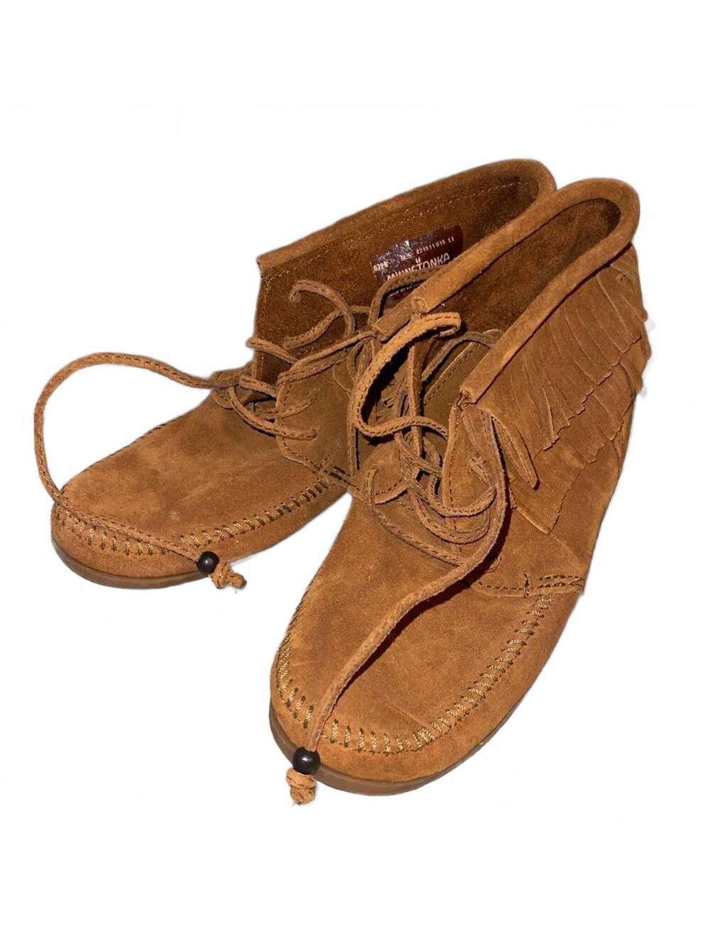 Women's Minnetonka Brown Suede Moccasin Boots with Fringe Size 9.5